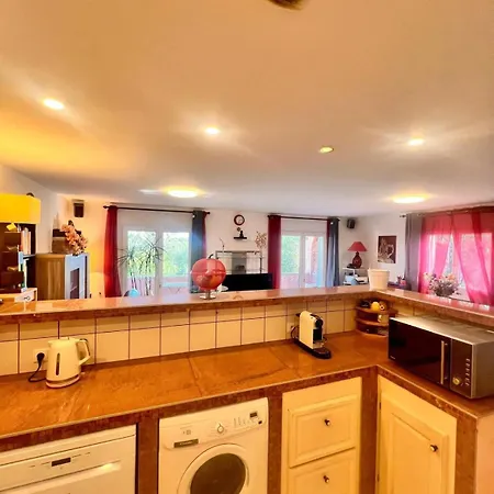 בית נופש Maison Ondella, Proche Santa Giulia