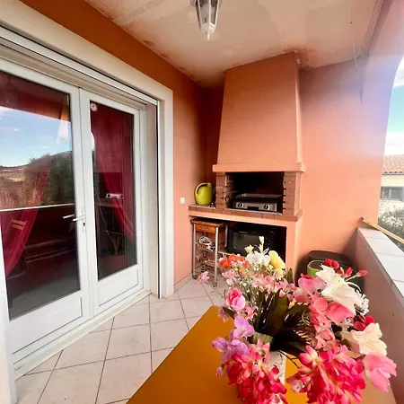 בית נופש Maison Ondella, Proche Santa Giulia