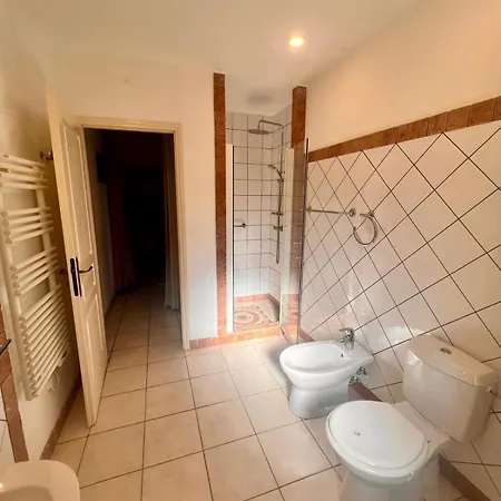 Maison Ondella, Proche Santa Giulia בית נופש פורטו-וישיו