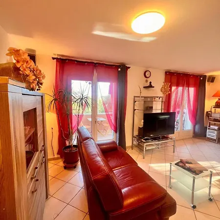 Maison Ondella, Proche Santa Giulia בית נופש פורטו-וישיו