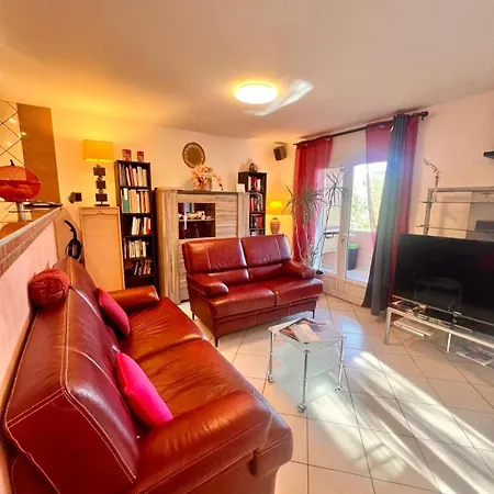 Maison Ondella, Proche Santa Giulia * פורטו-וישיו
