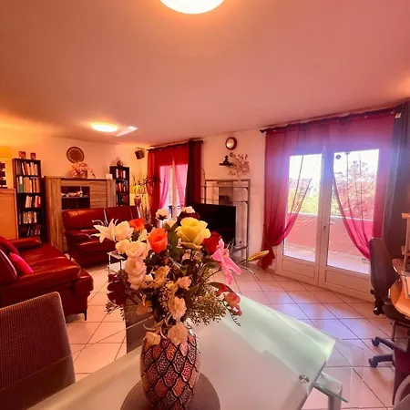 בית נופש Maison Ondella, Proche Santa Giulia *