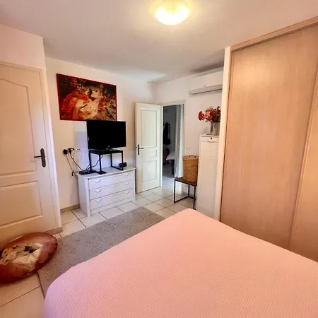 בית נופש Maison Ondella, Proche Santa Giulia